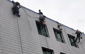 潍坊蜘蛛人外墙清洗